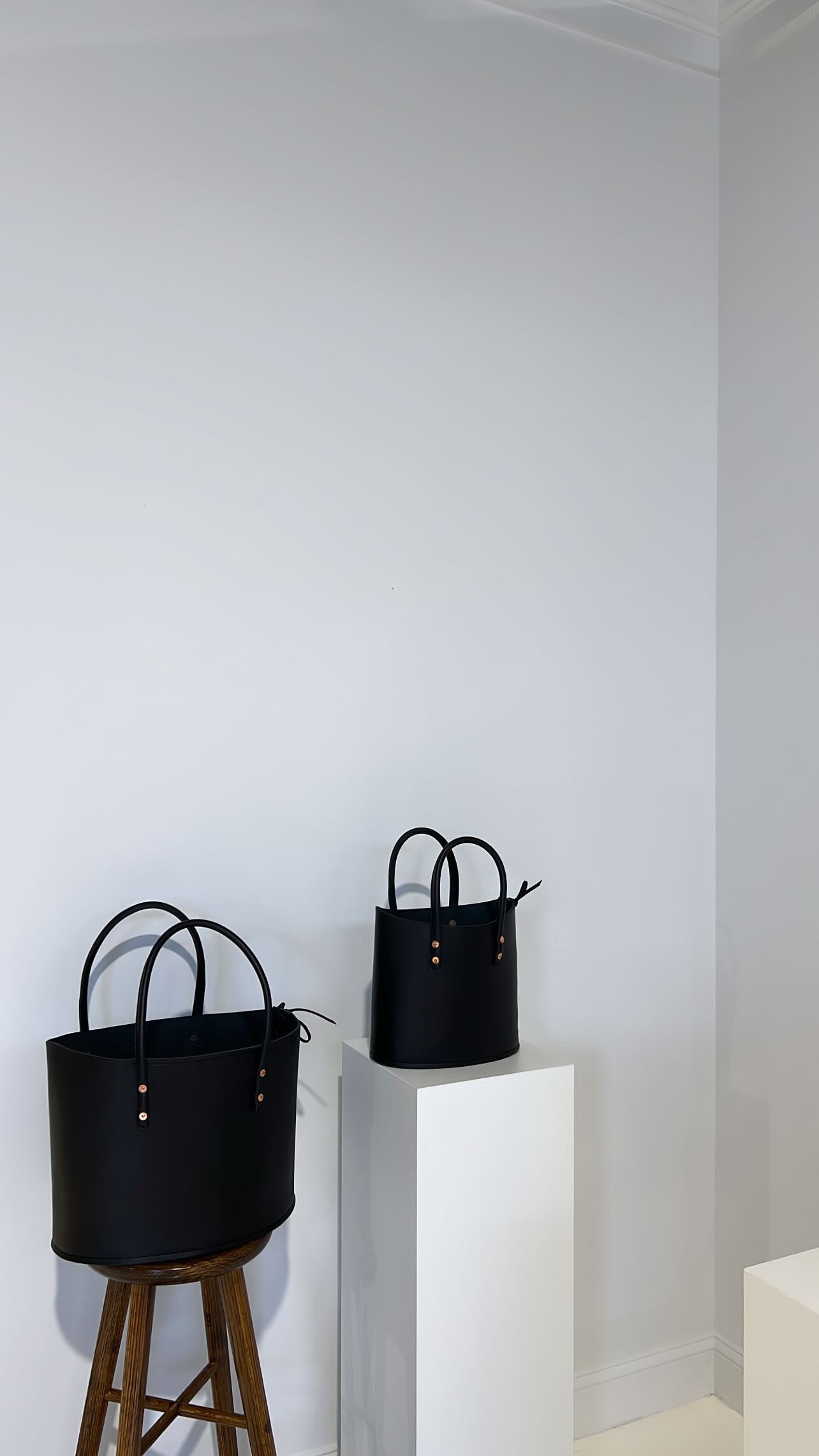 Canoe 10.5 Bag, Black