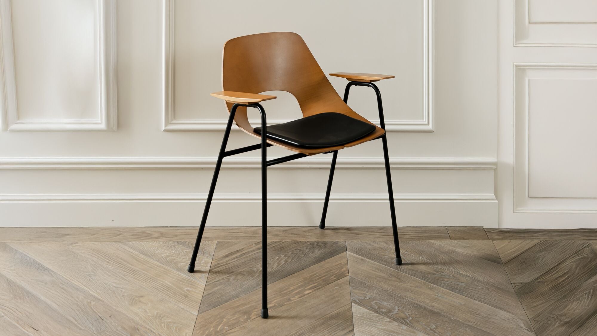 Tonneau Dining Chair with Arms