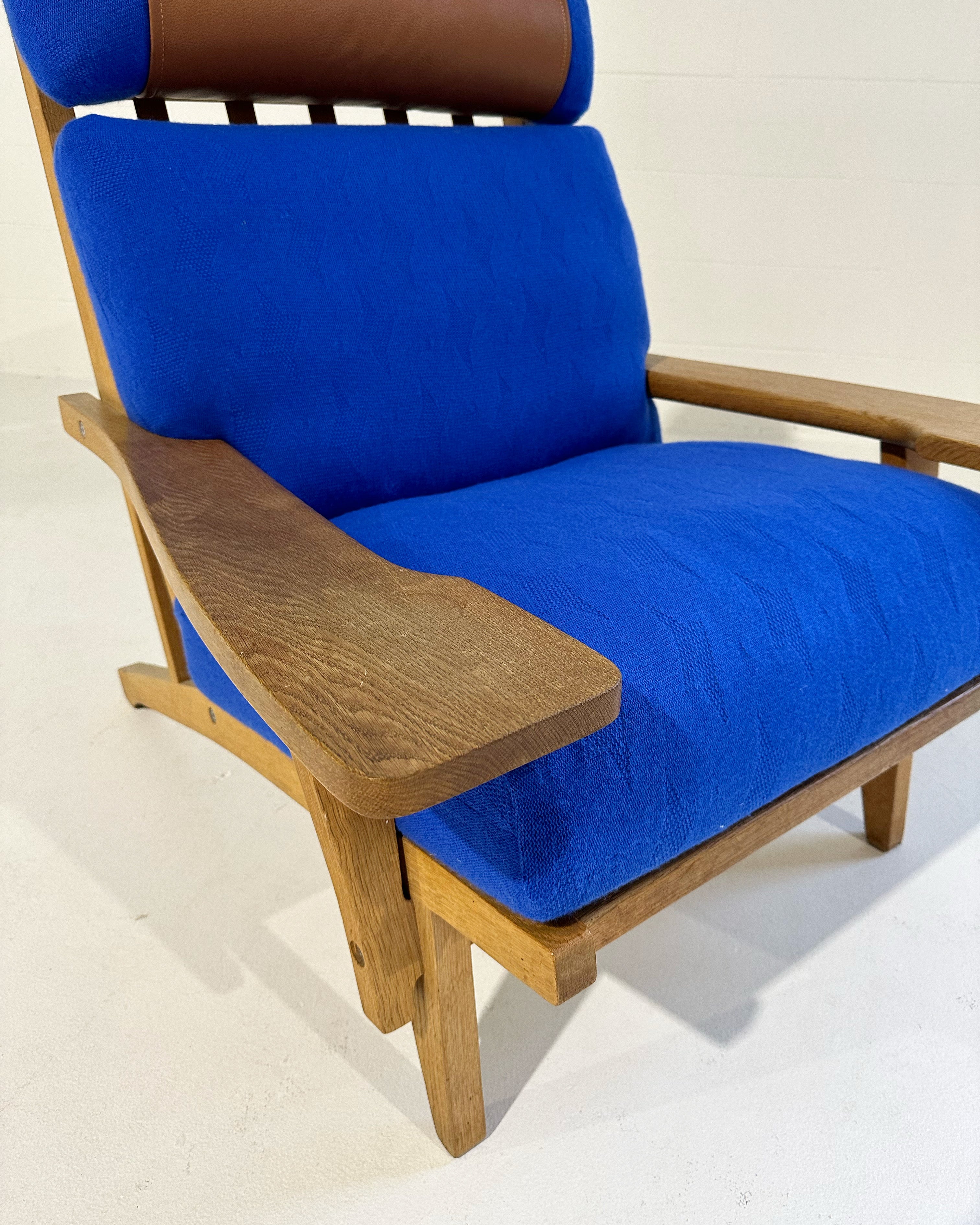 Model GE 375 Paddle Chair in Saved NY Cashmere