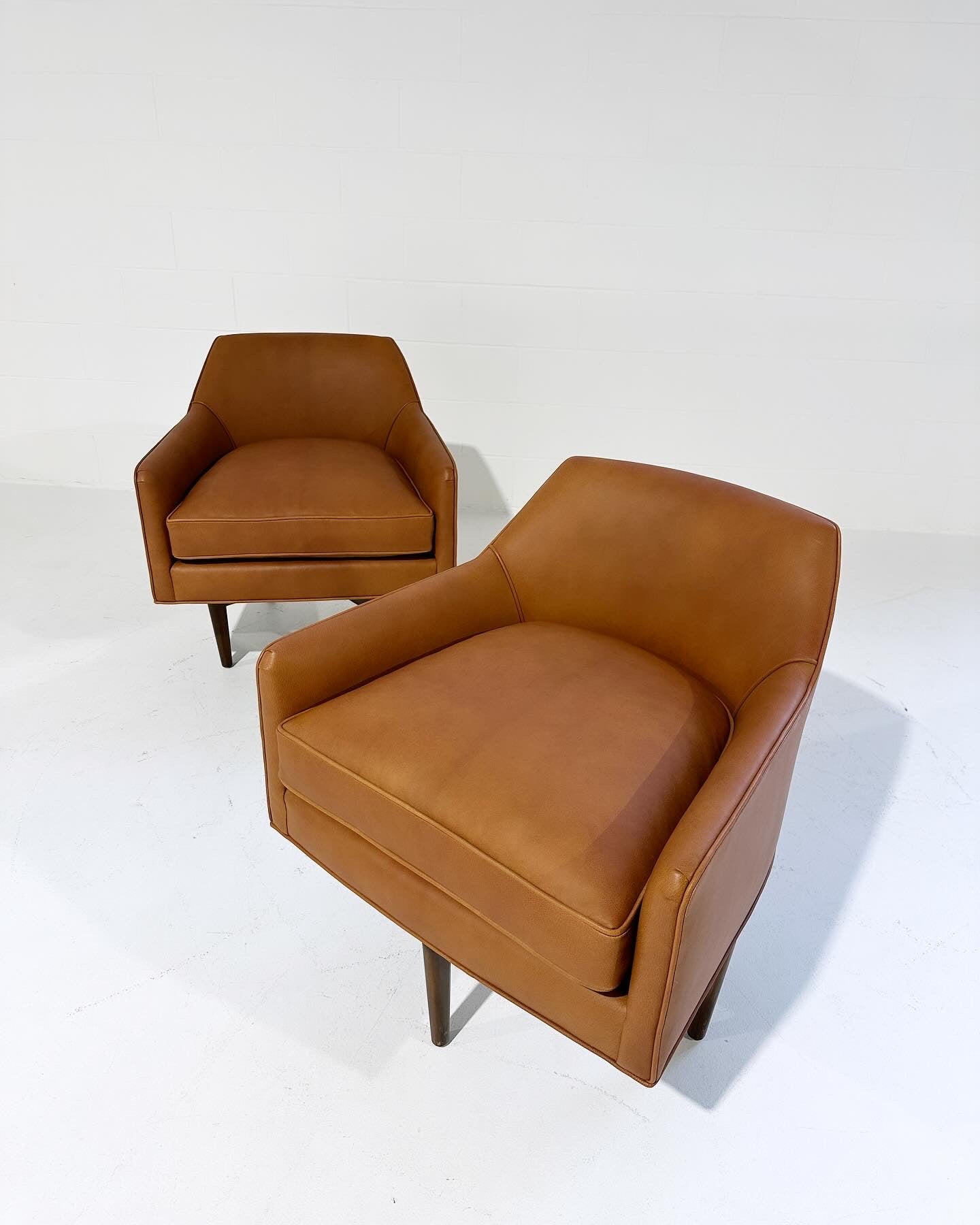 Swivel Chairs in Goatskin Leather, pair