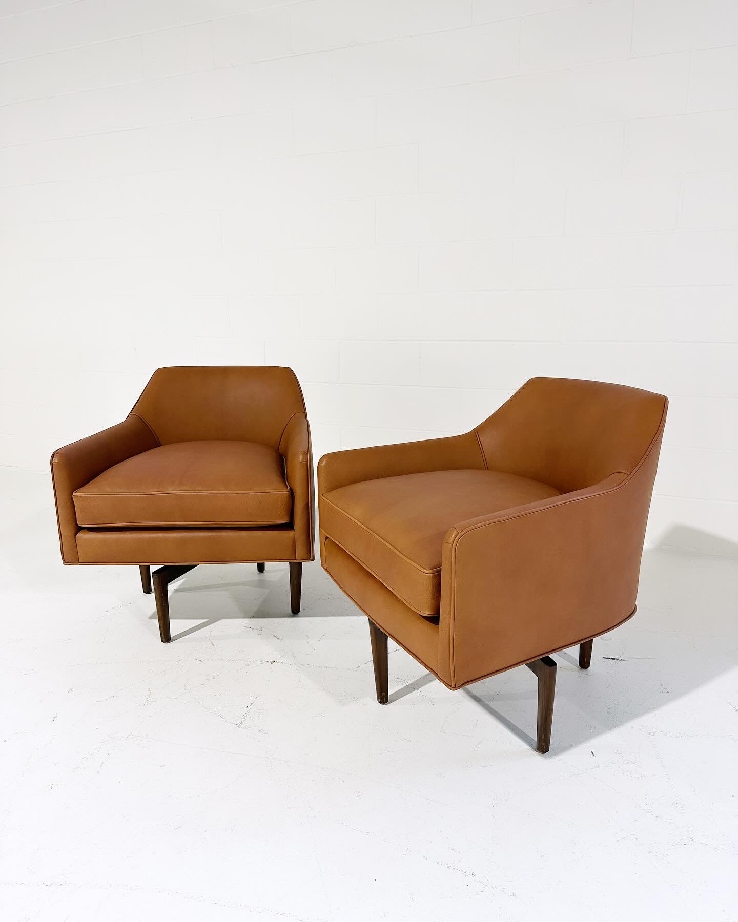 Swivel Chairs in Goatskin Leather, pair