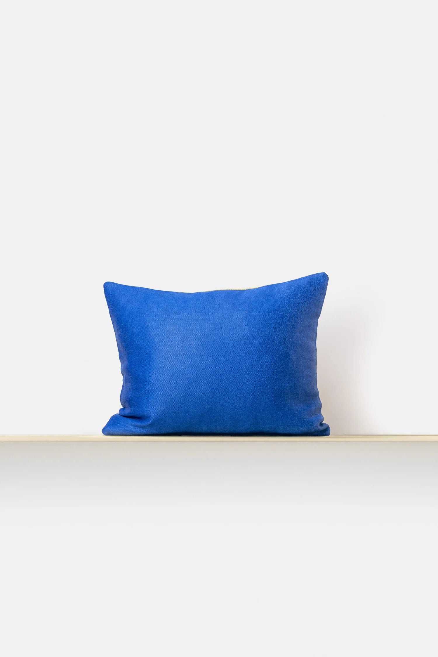 "Riga Gea" Mini Pillow