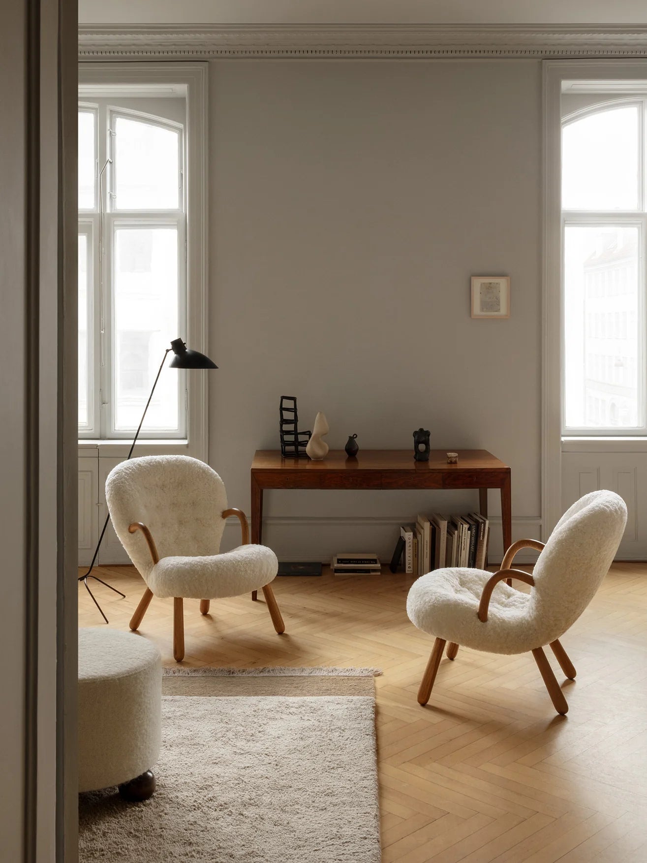 Clam Chair | Moonlight