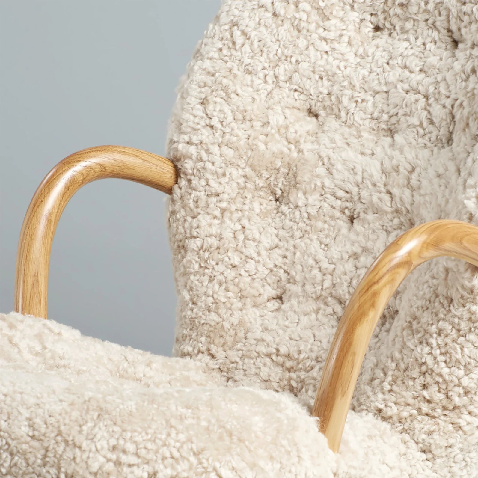 Clam Chair | Moonlight