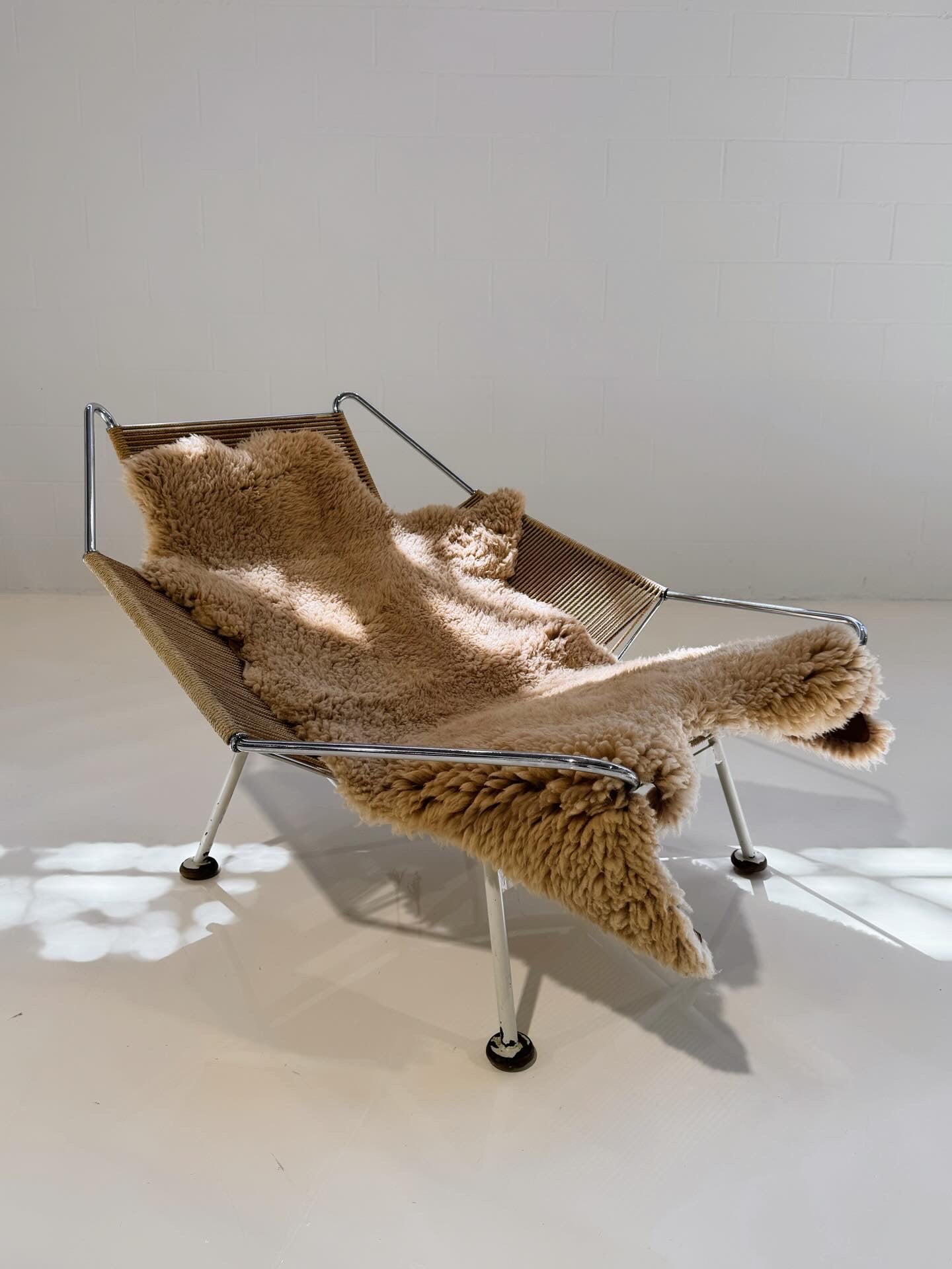 Early Flag Halyard Chair