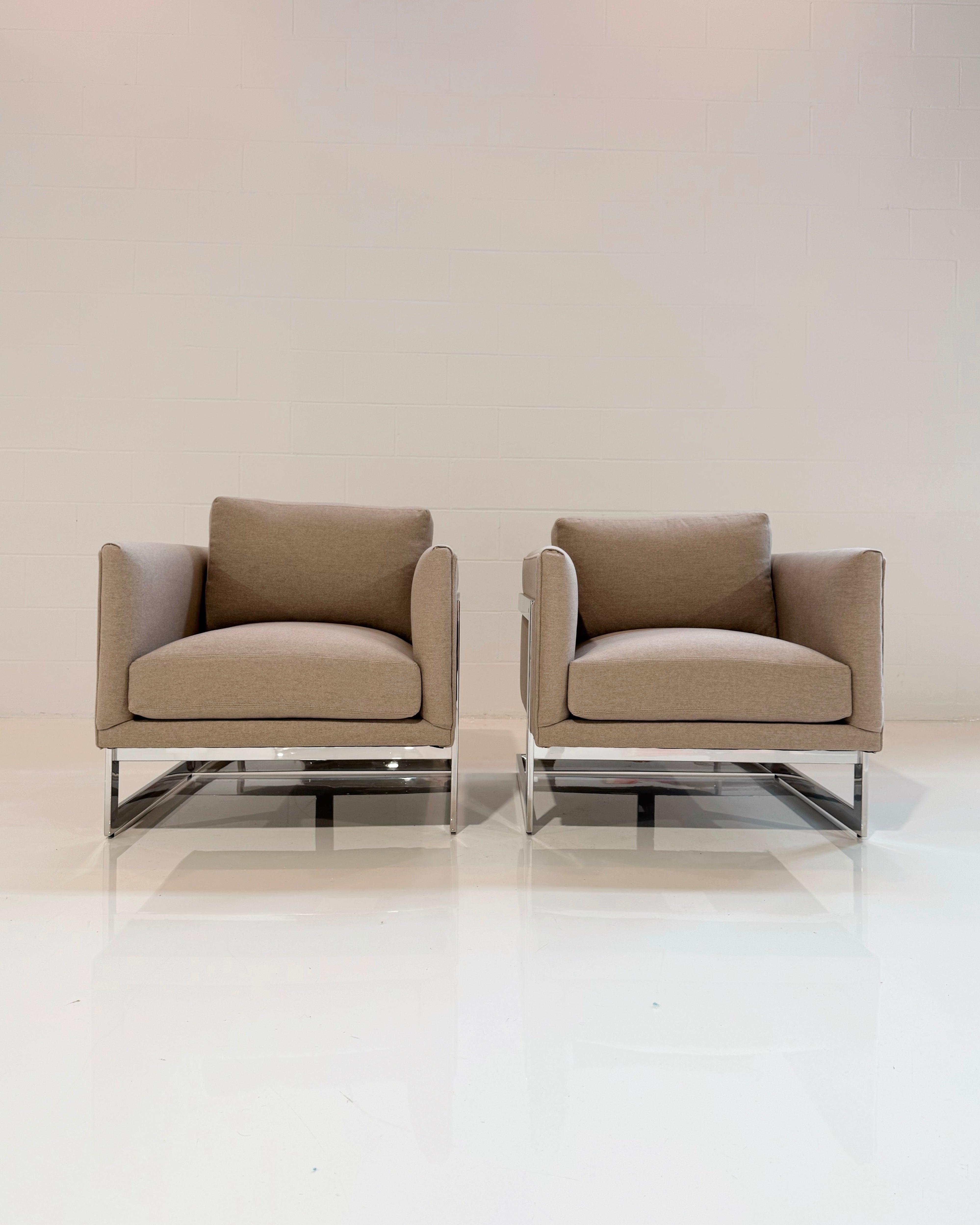 Design Classic 989 Chairs in Loro Piana Cashmere Wool, Pair
