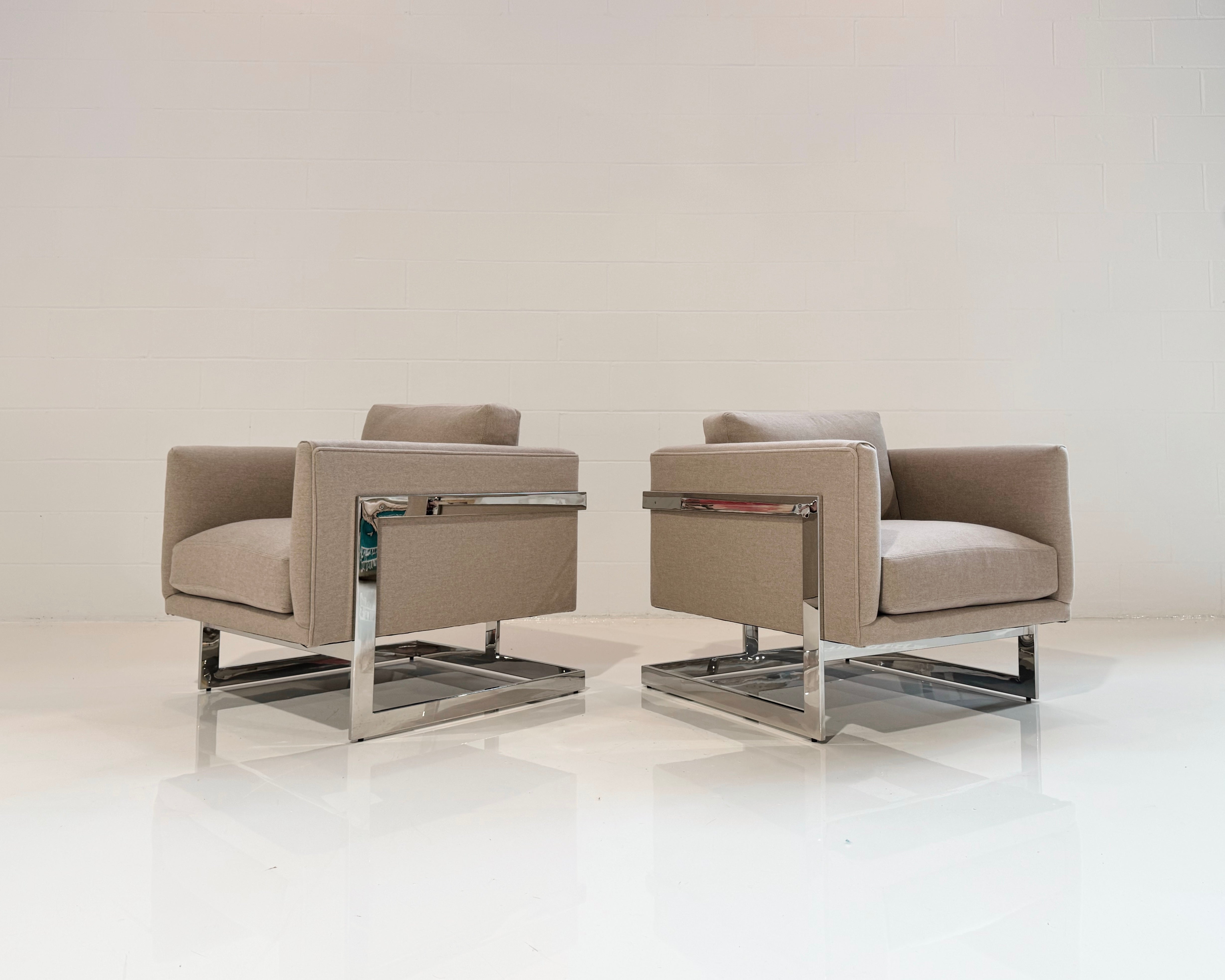 Design Classic 989 Chairs in Loro Piana Cashmere Wool, Pair