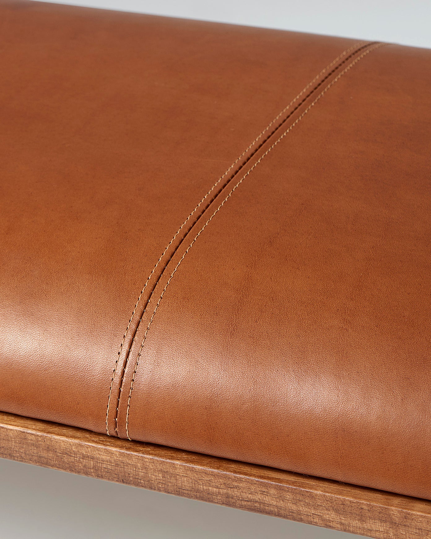 Entre Bench | Leather