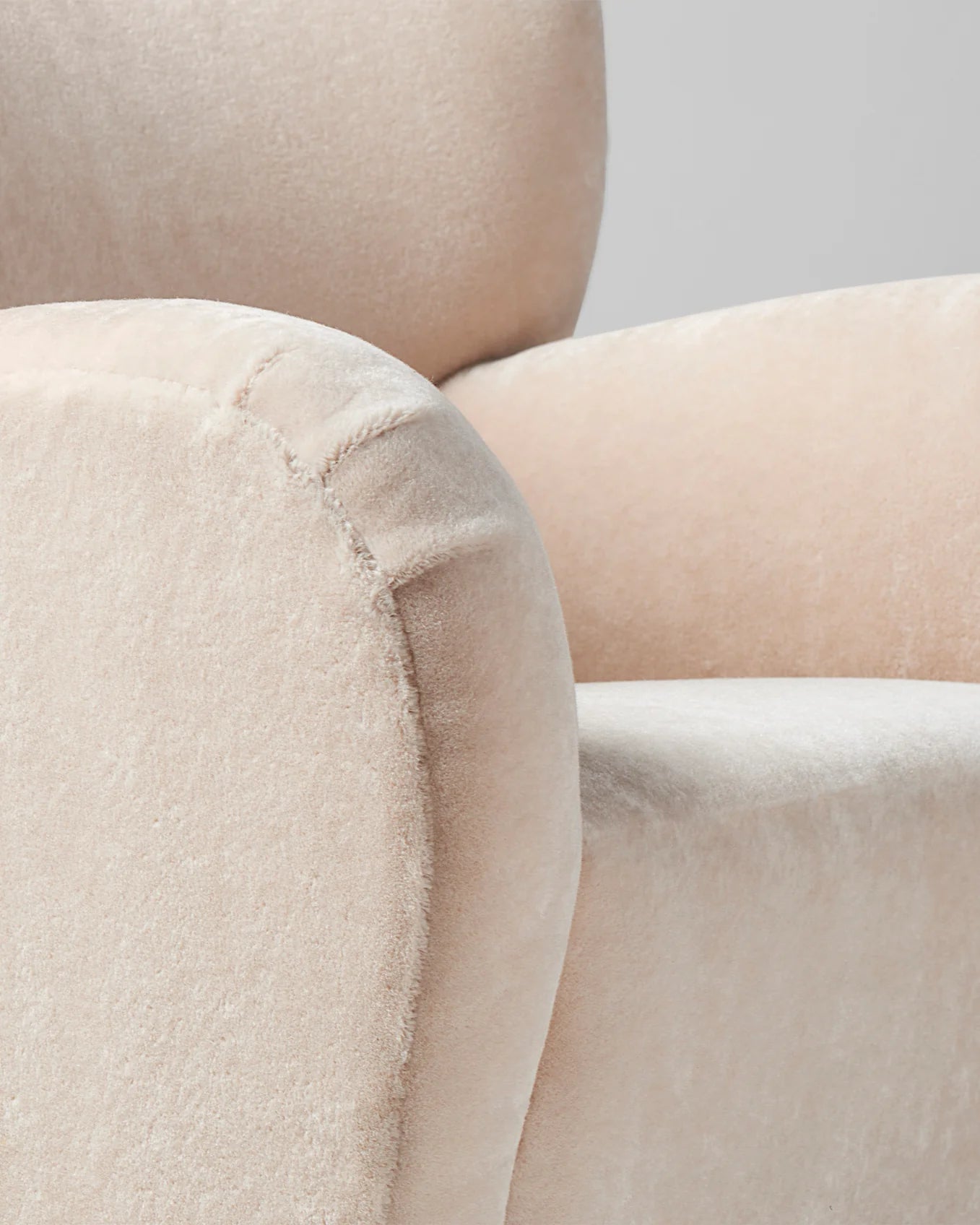 Karu Chair | Teddy Sable