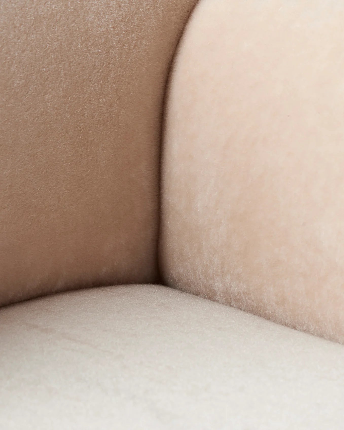Karu Chair | Teddy Sable