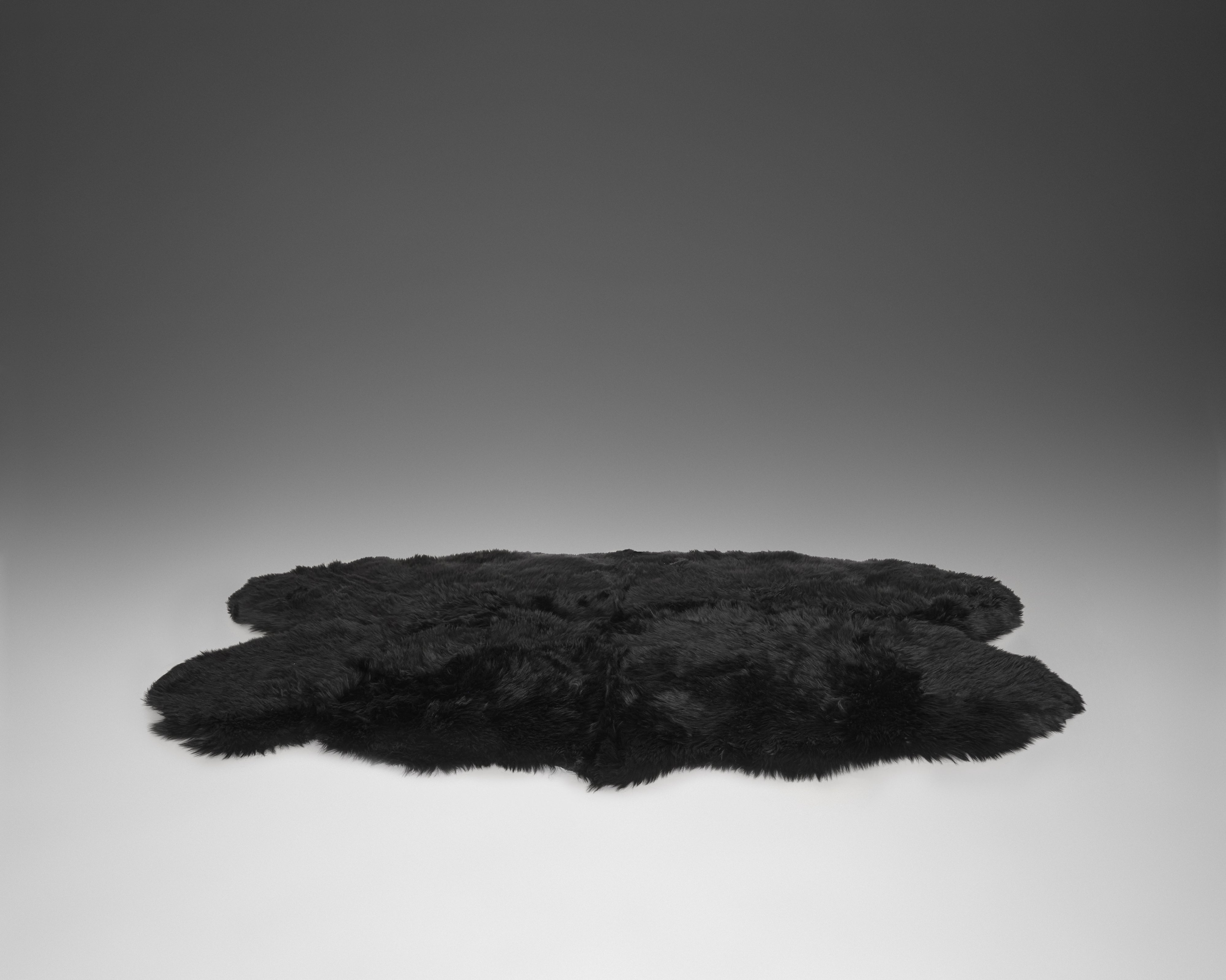 New Zealand Sheepskin Quad Rug - Black