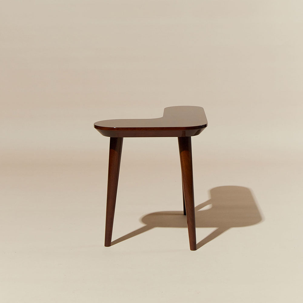 Y Side Table - Walnut
