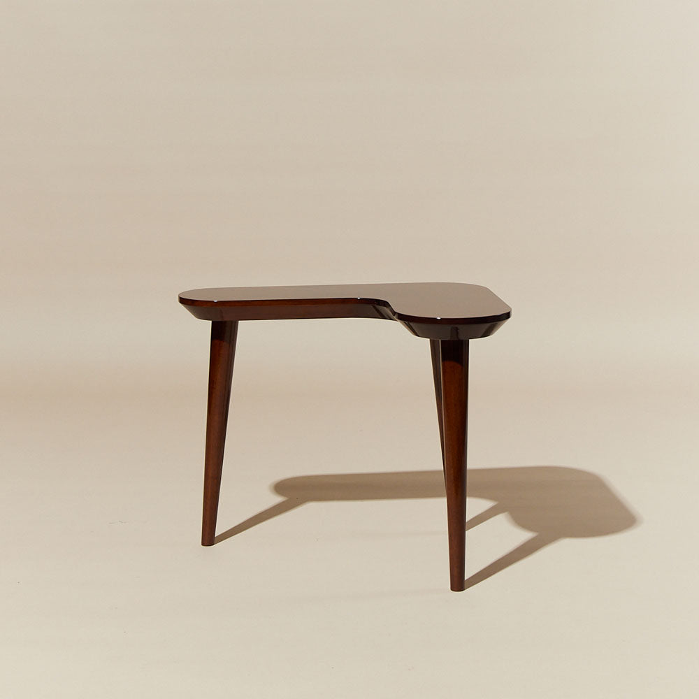 Y Side Table - Walnut