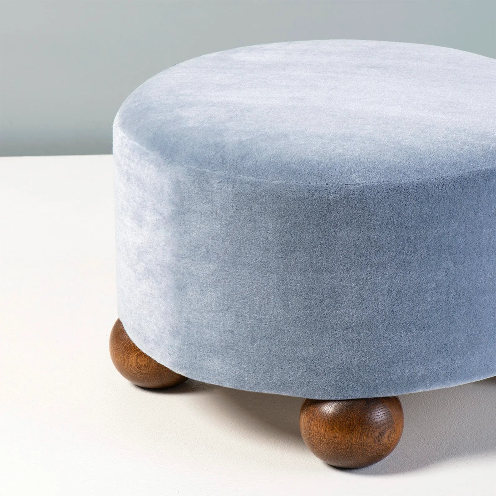 Luupo Ottoman | Teddy Mohair