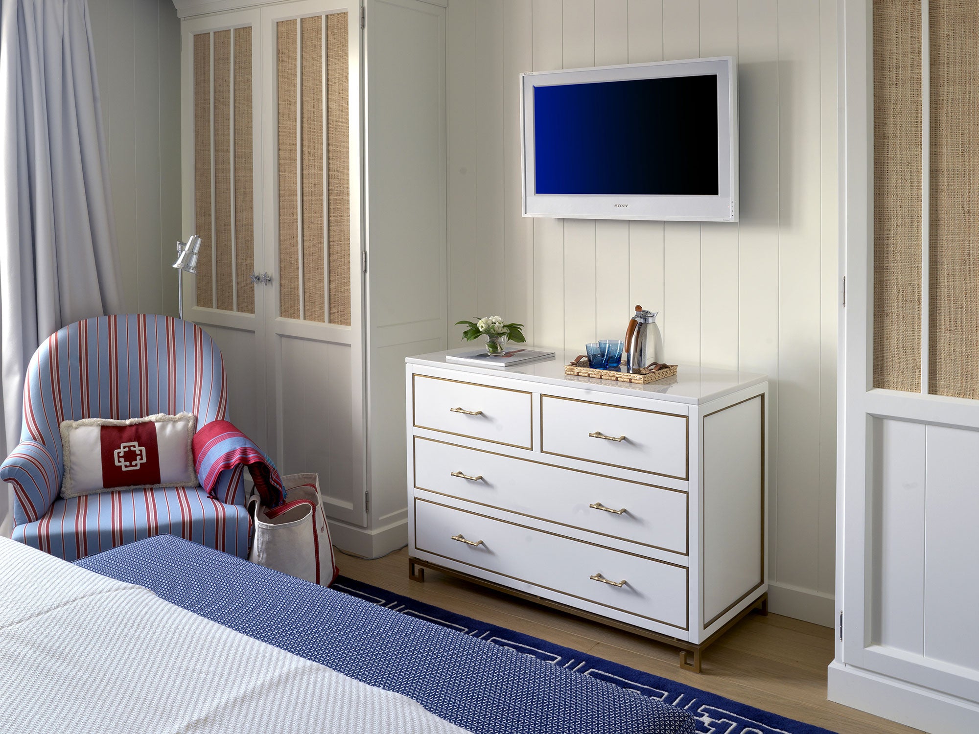 Louis Chest of Drawers - White Lacquer