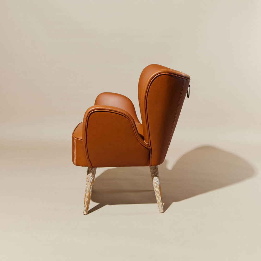 Saddle chair with armrest sales