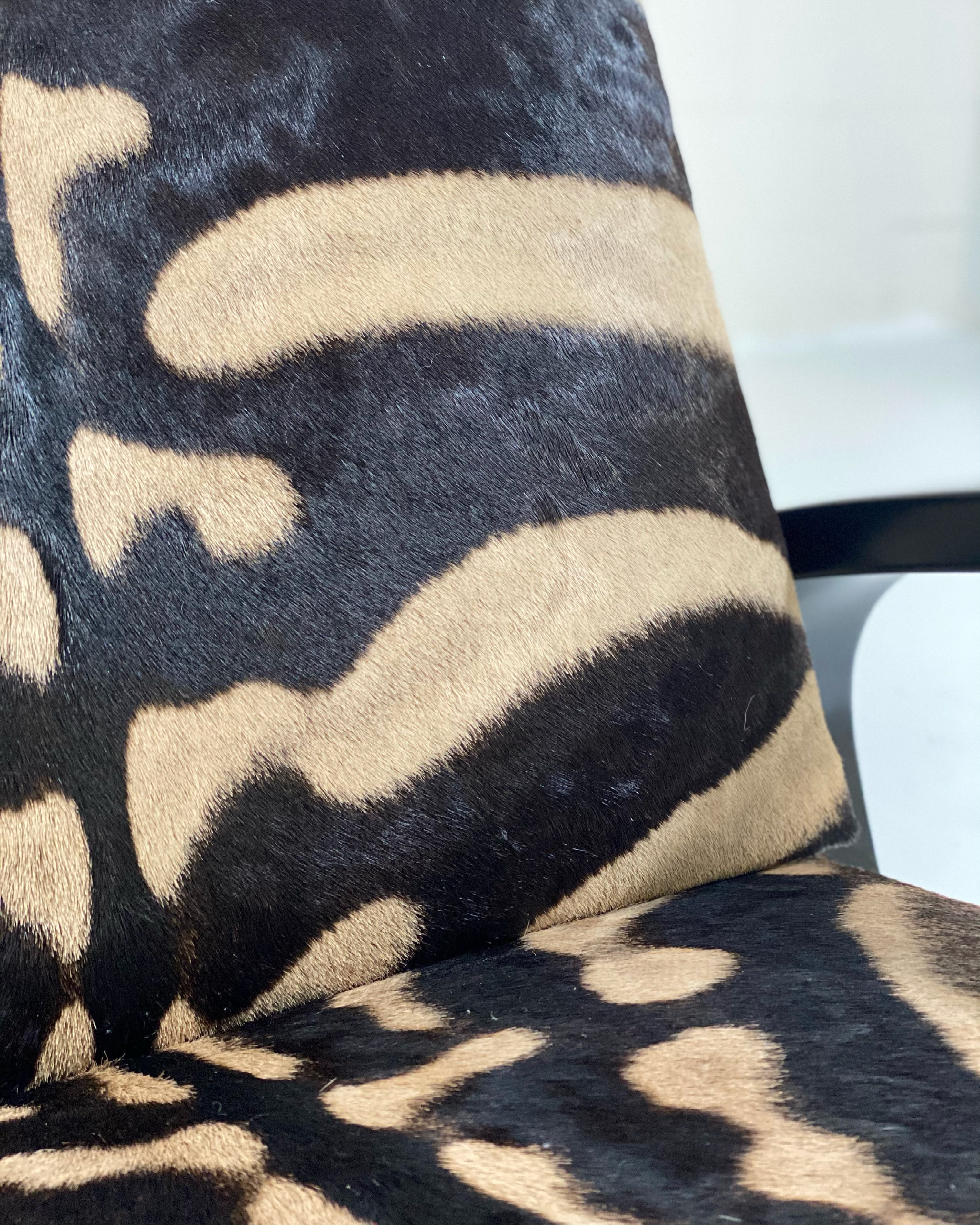 Model 400 "Tank" Lounge Chair in Zebra