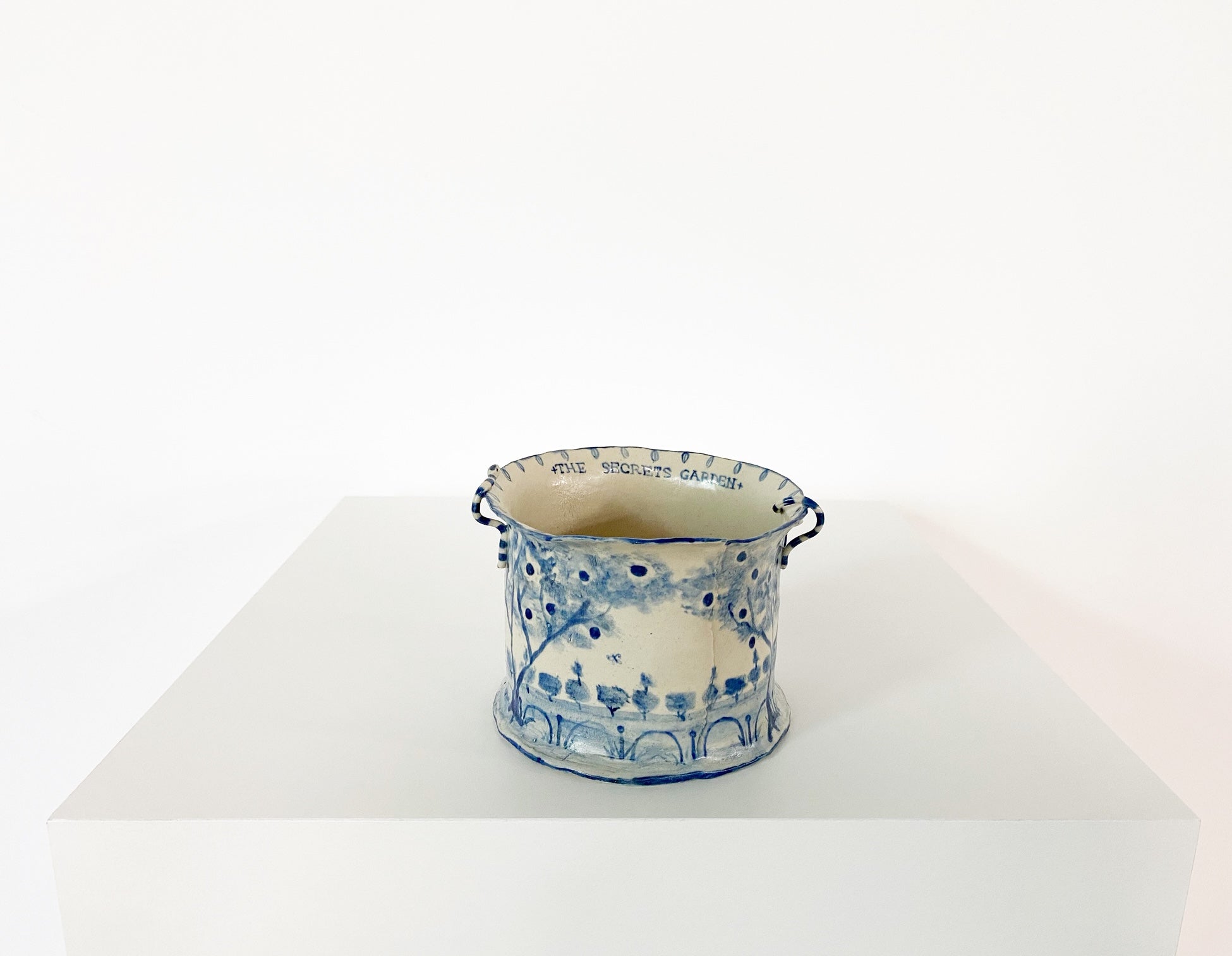 The Secrets Garden Vase. - FORSYTH
