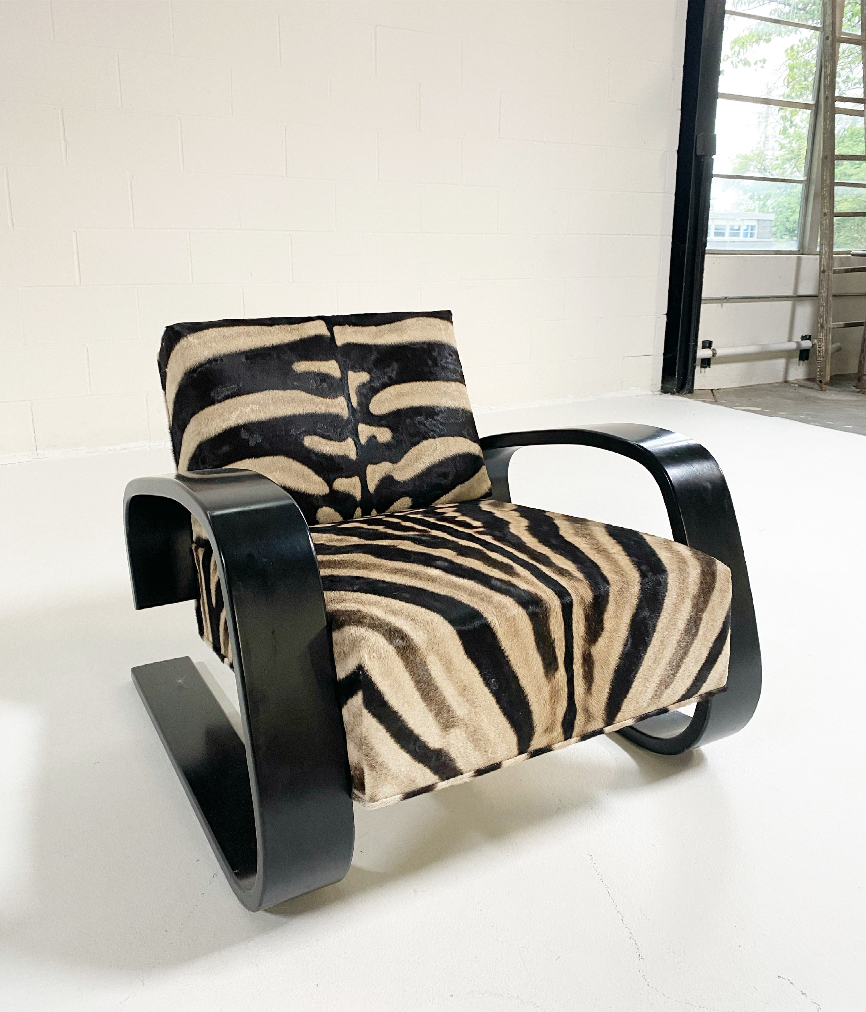 Model 400 "Tank" Lounge Chair in Zebra