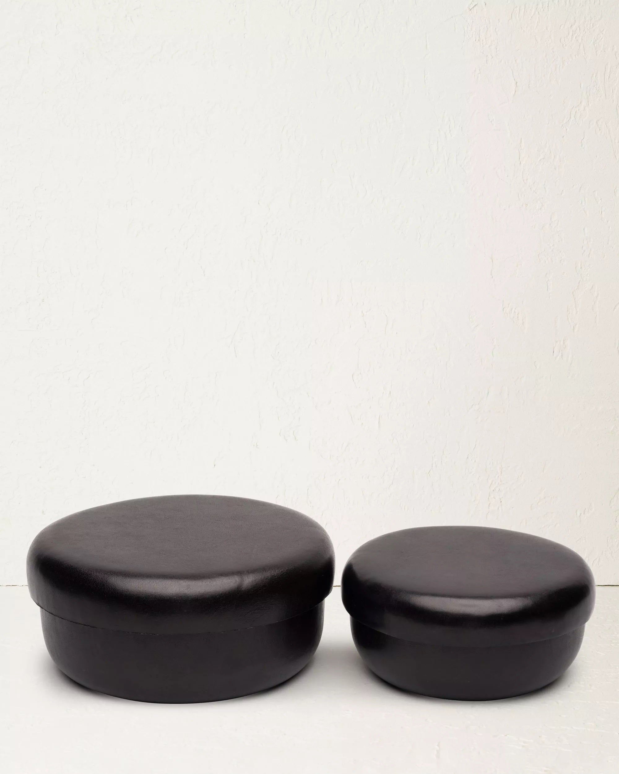 The Box Set in Molded Leather - Black