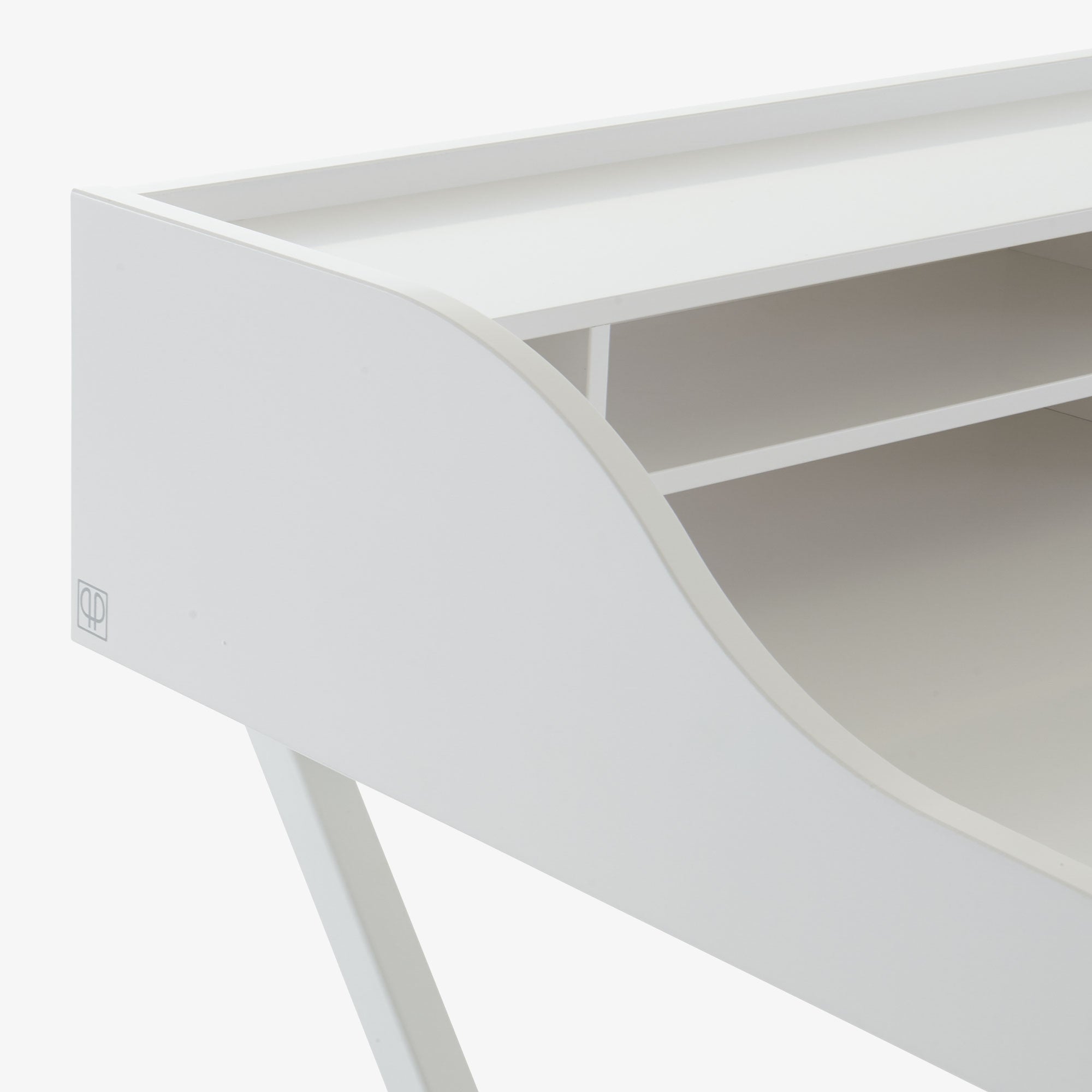 Ursuline Desk | White Lacquer