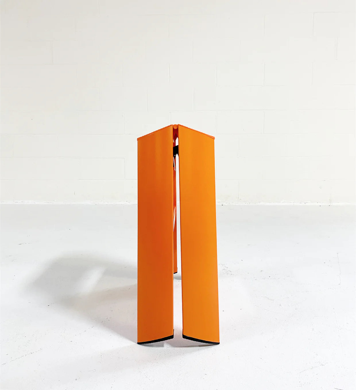Lucano Wide 2-Step Ladder, Orange