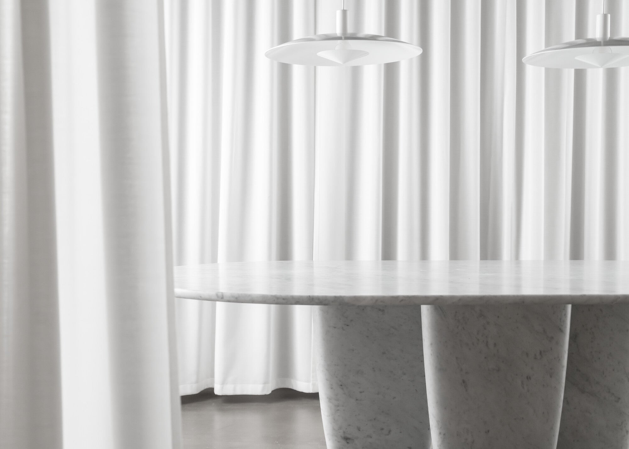 Camma Dining Table