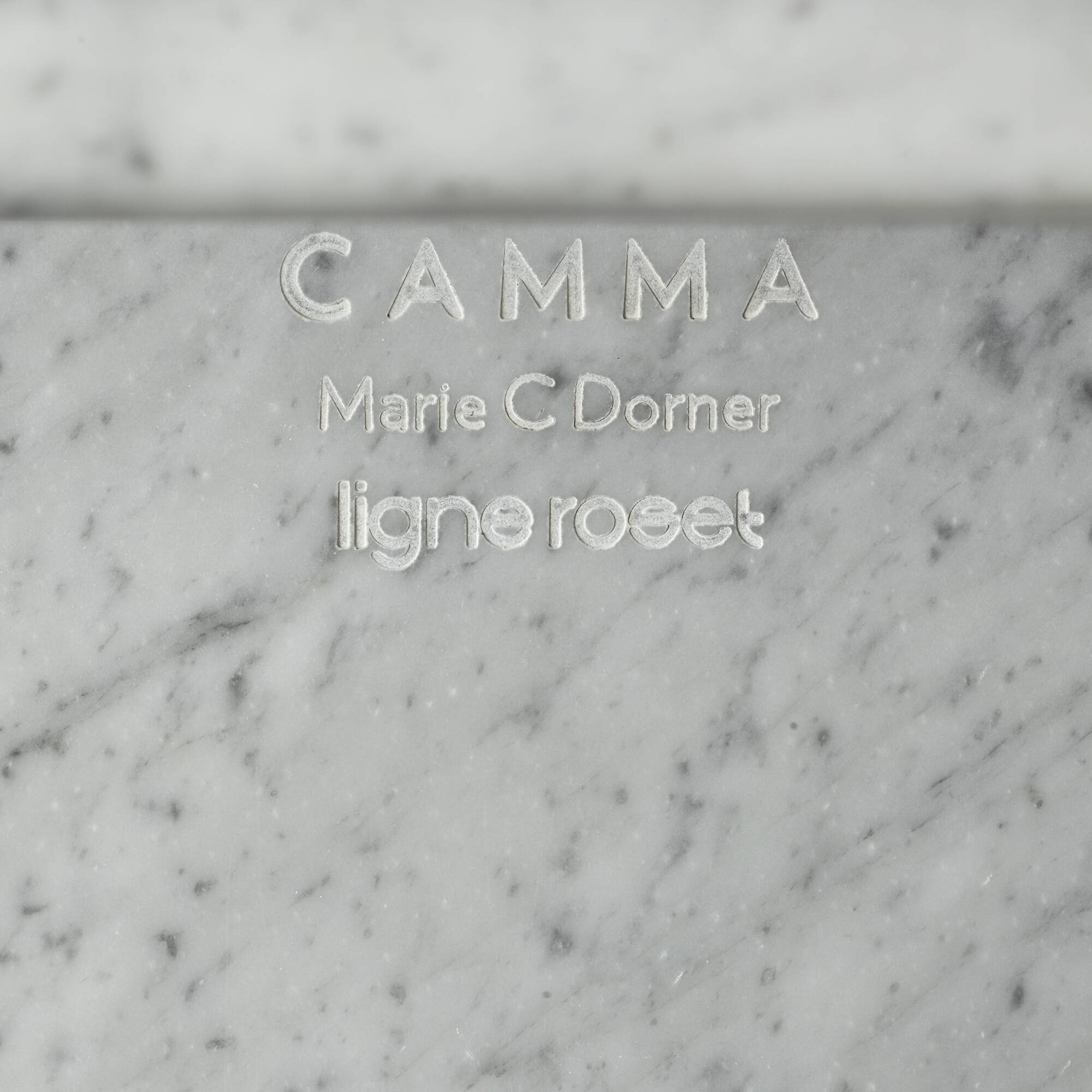 Camma Dining Table