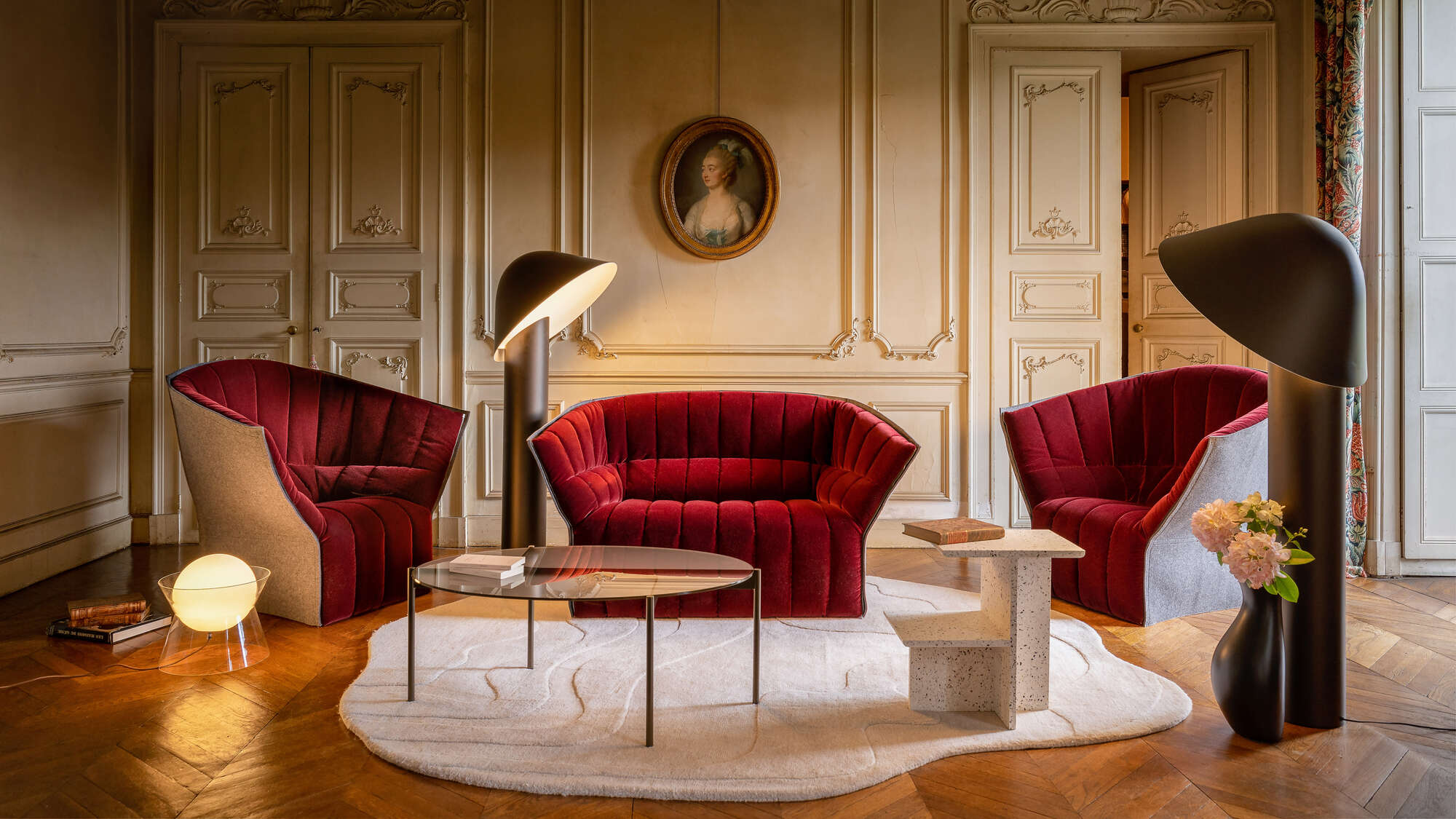 Moël Armchair High Back