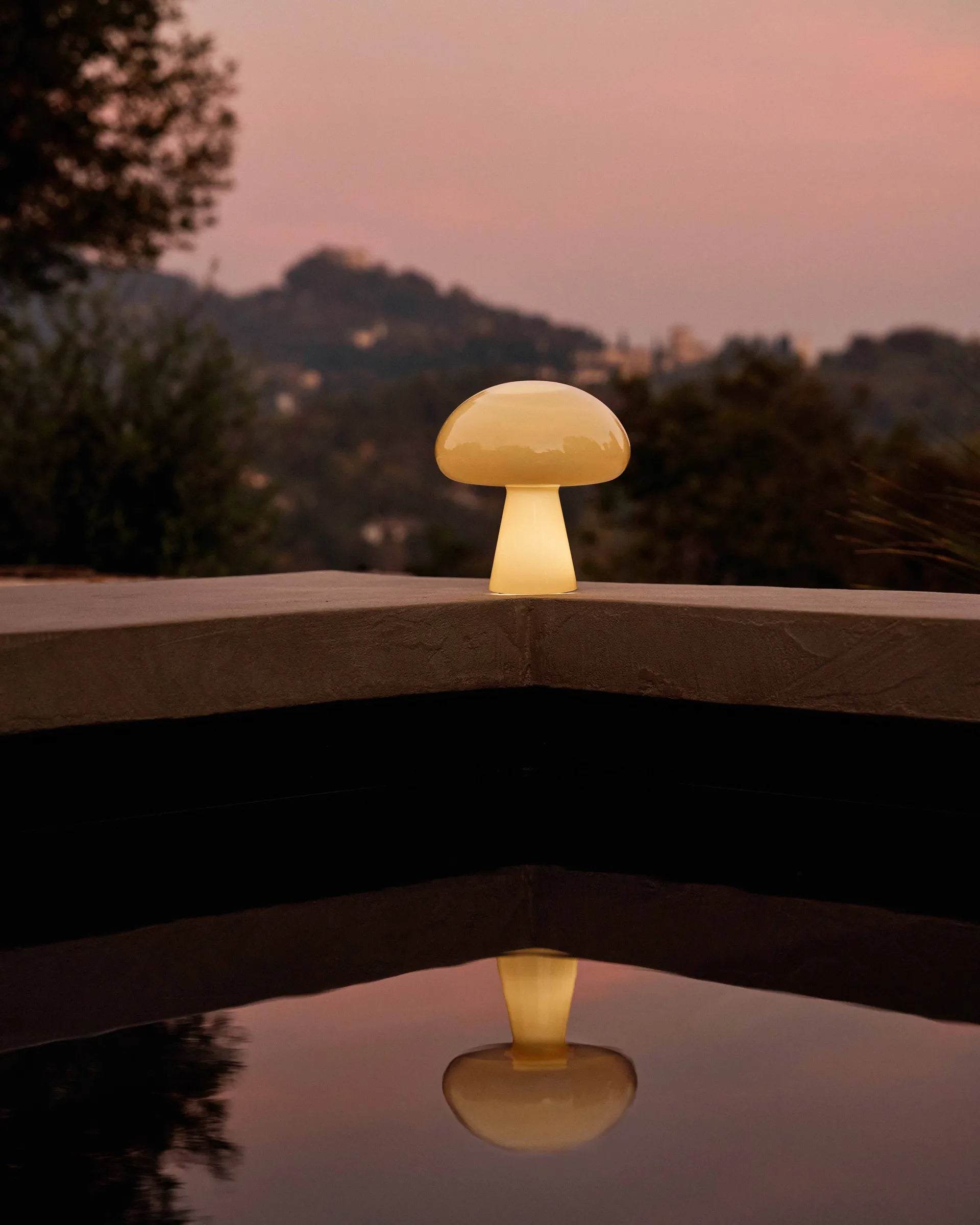 Obello Portable Lamp