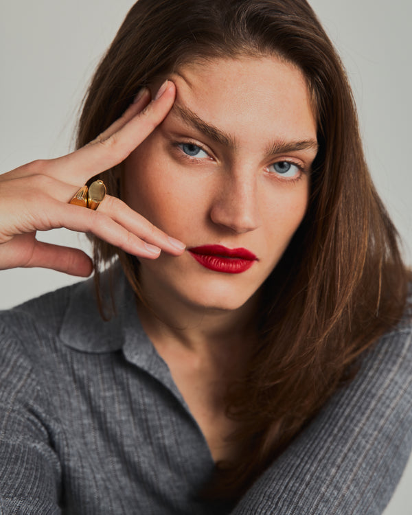 The Signet Ring with Diamonds