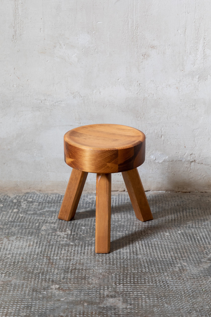 AML Stool | Pine - FORSYTH