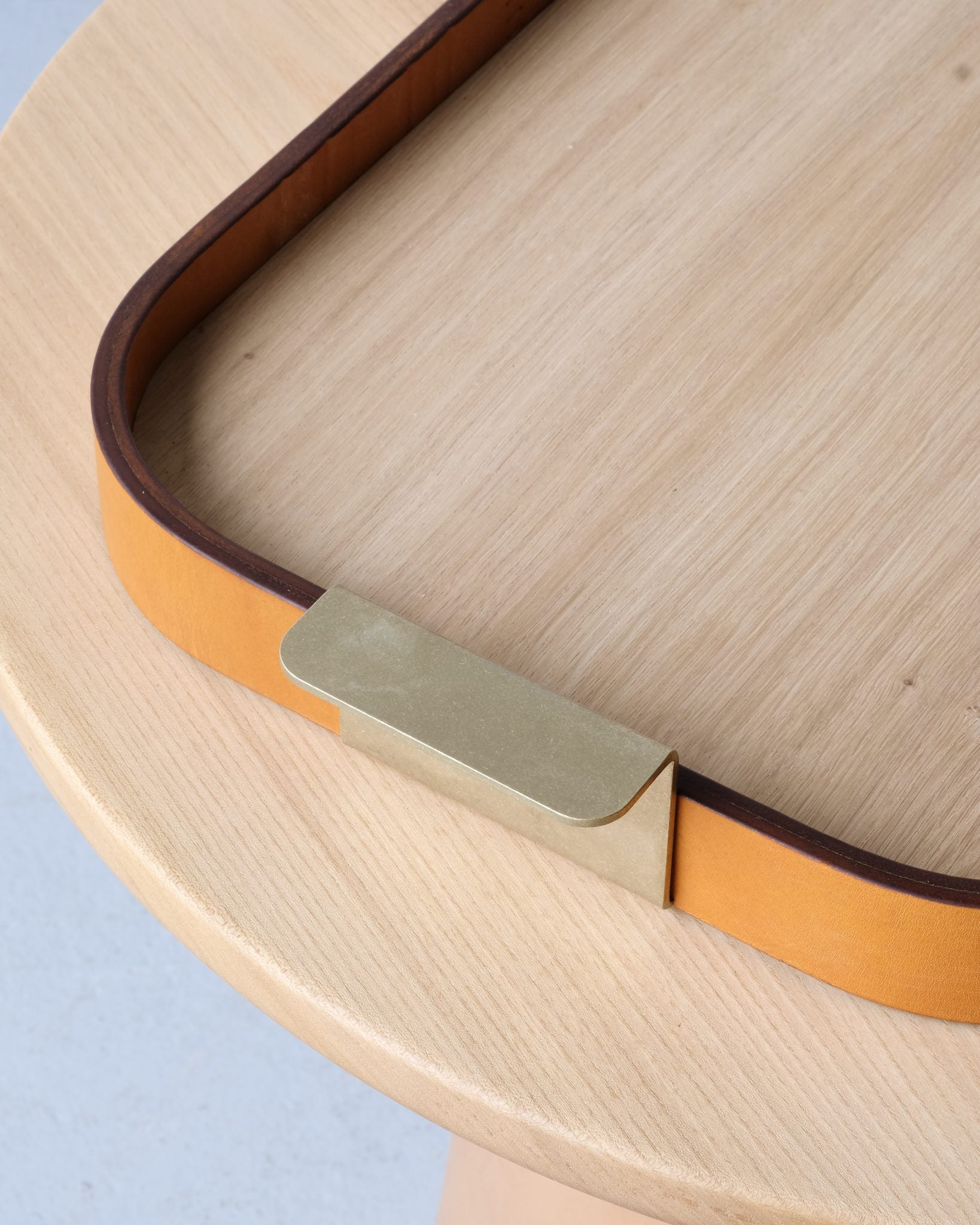 Dais Tray
