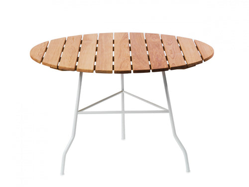 Pia Table