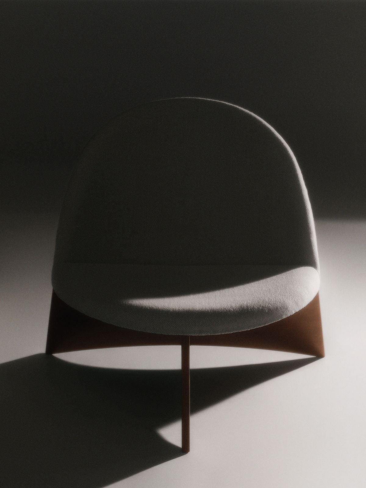 Chaconia Chair | Wool and Lacquered Pine