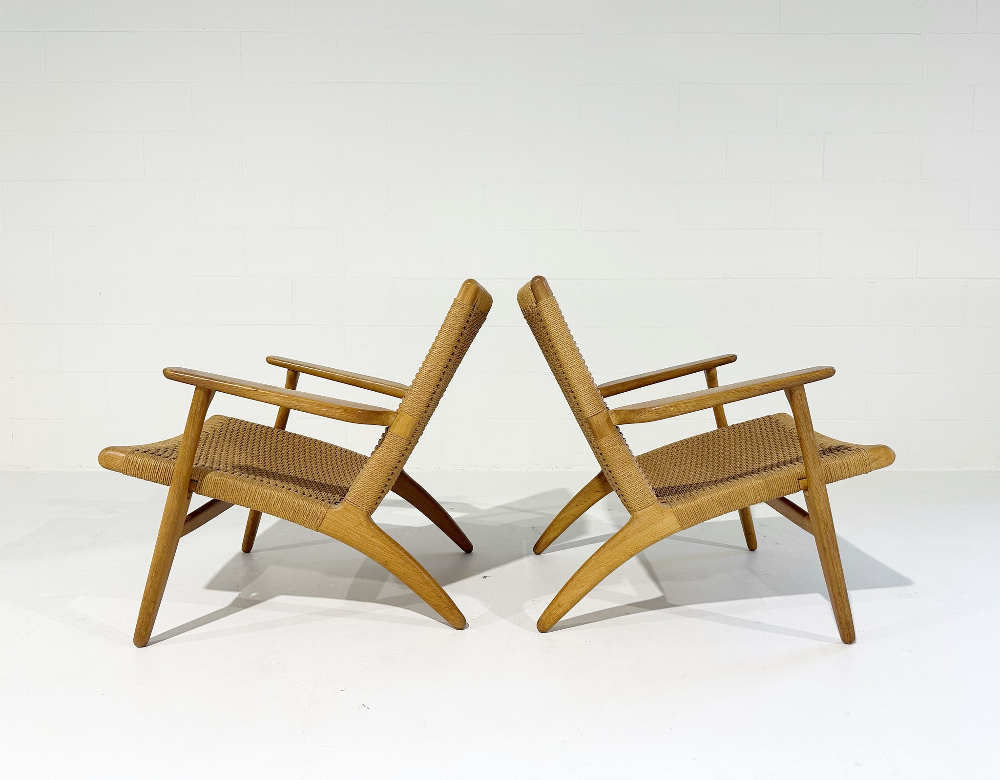 Model CH25 Chairs