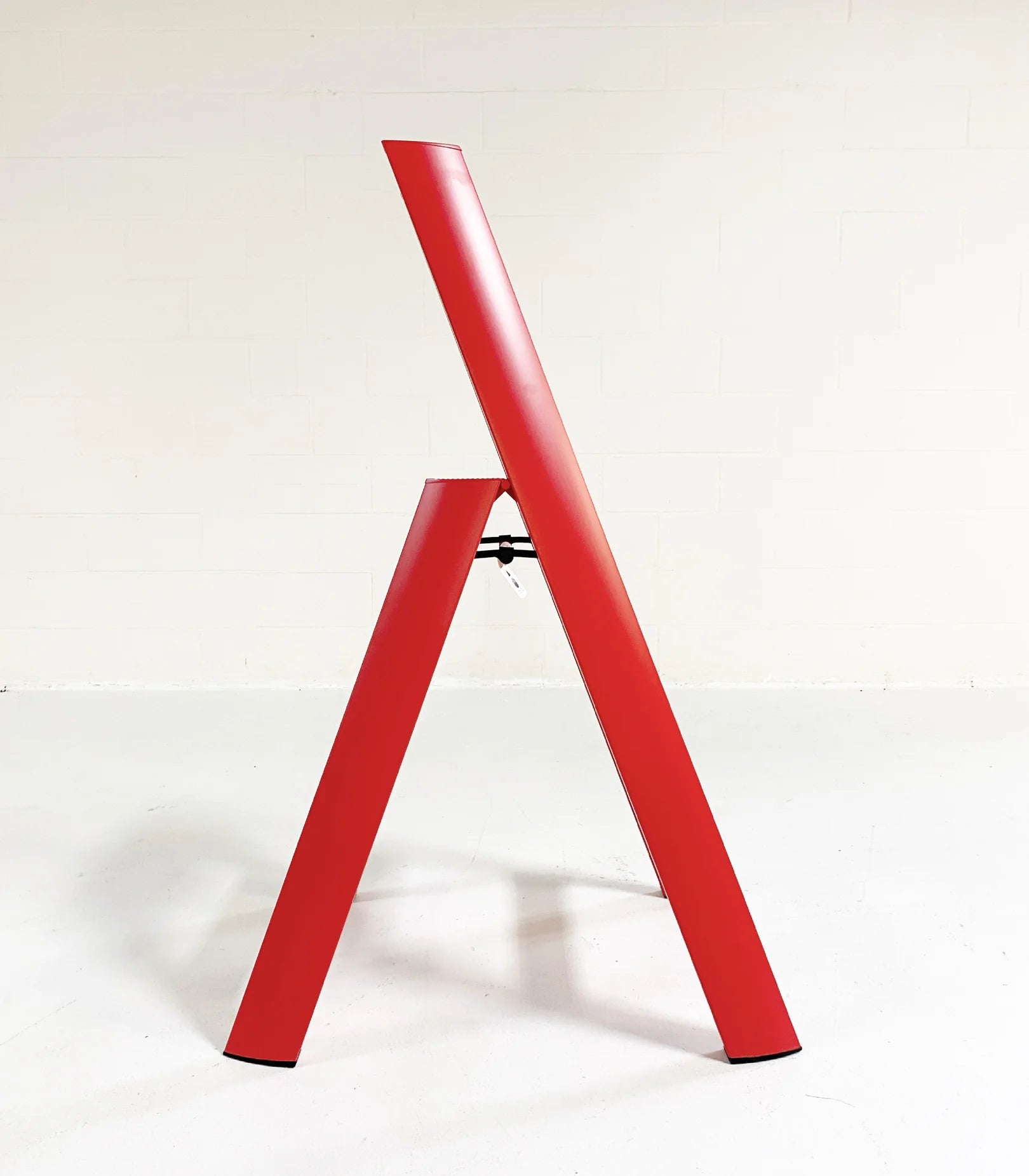 Lucano Wide 3-Step Ladder, Red