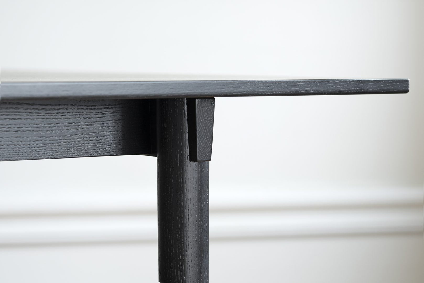 Tak Table