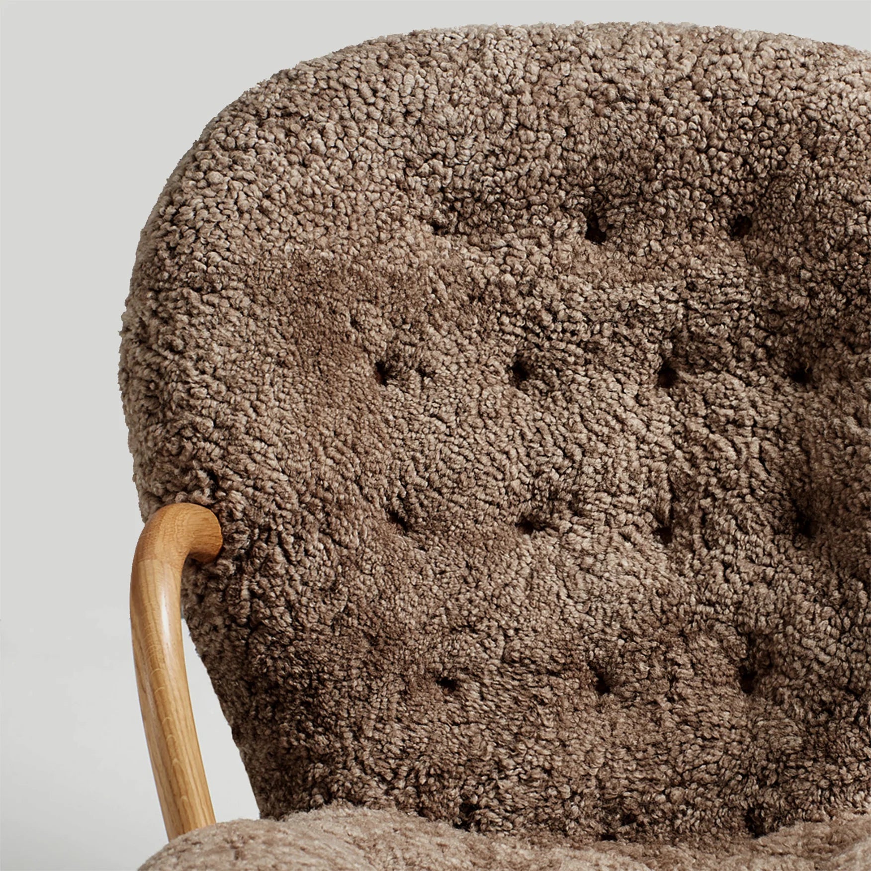 Clam Chair | Sahara