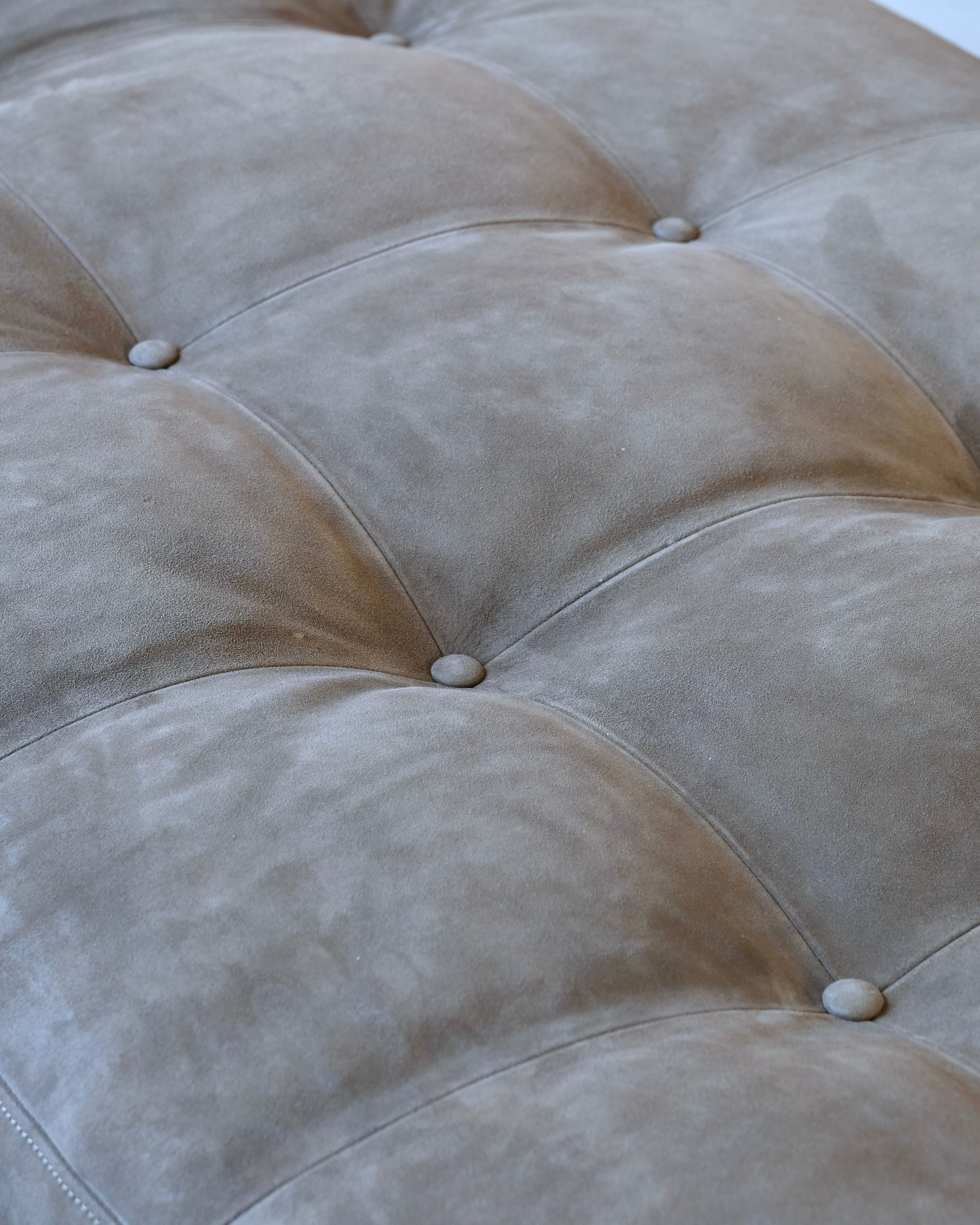 Mesa Daybed in London Plane and Deer Suede