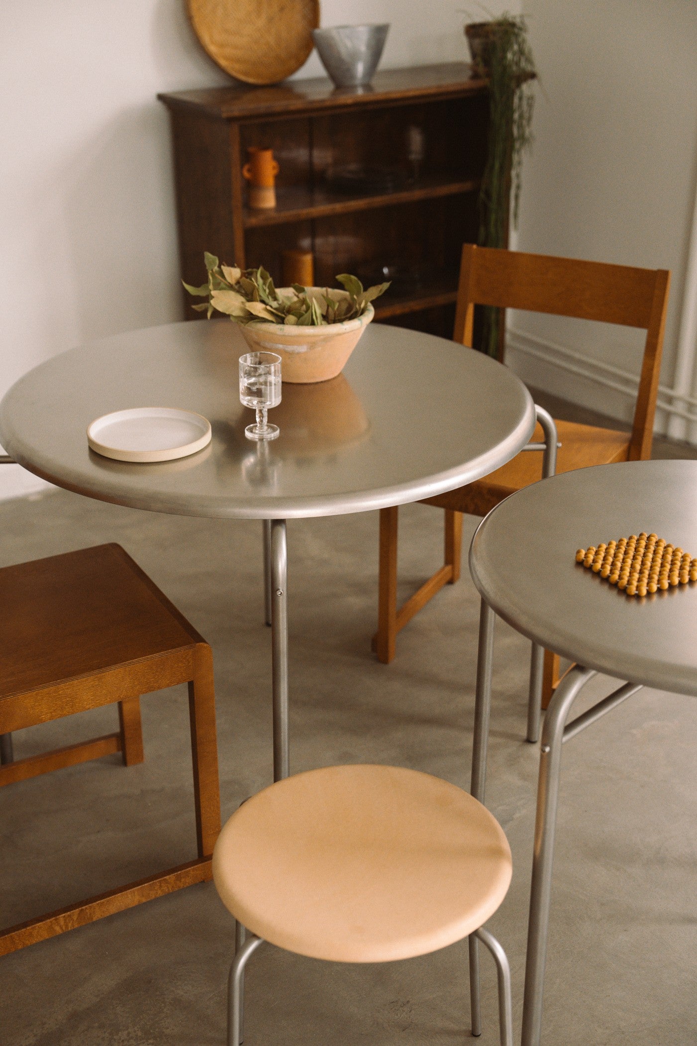 Petit Rond Stool | Stainless Steel / Natural Leather