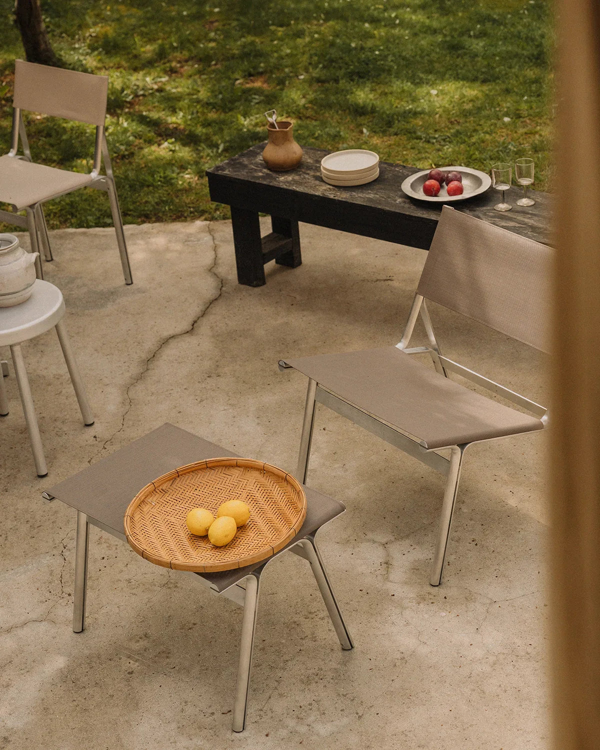 Union Easy Chair | Mesh