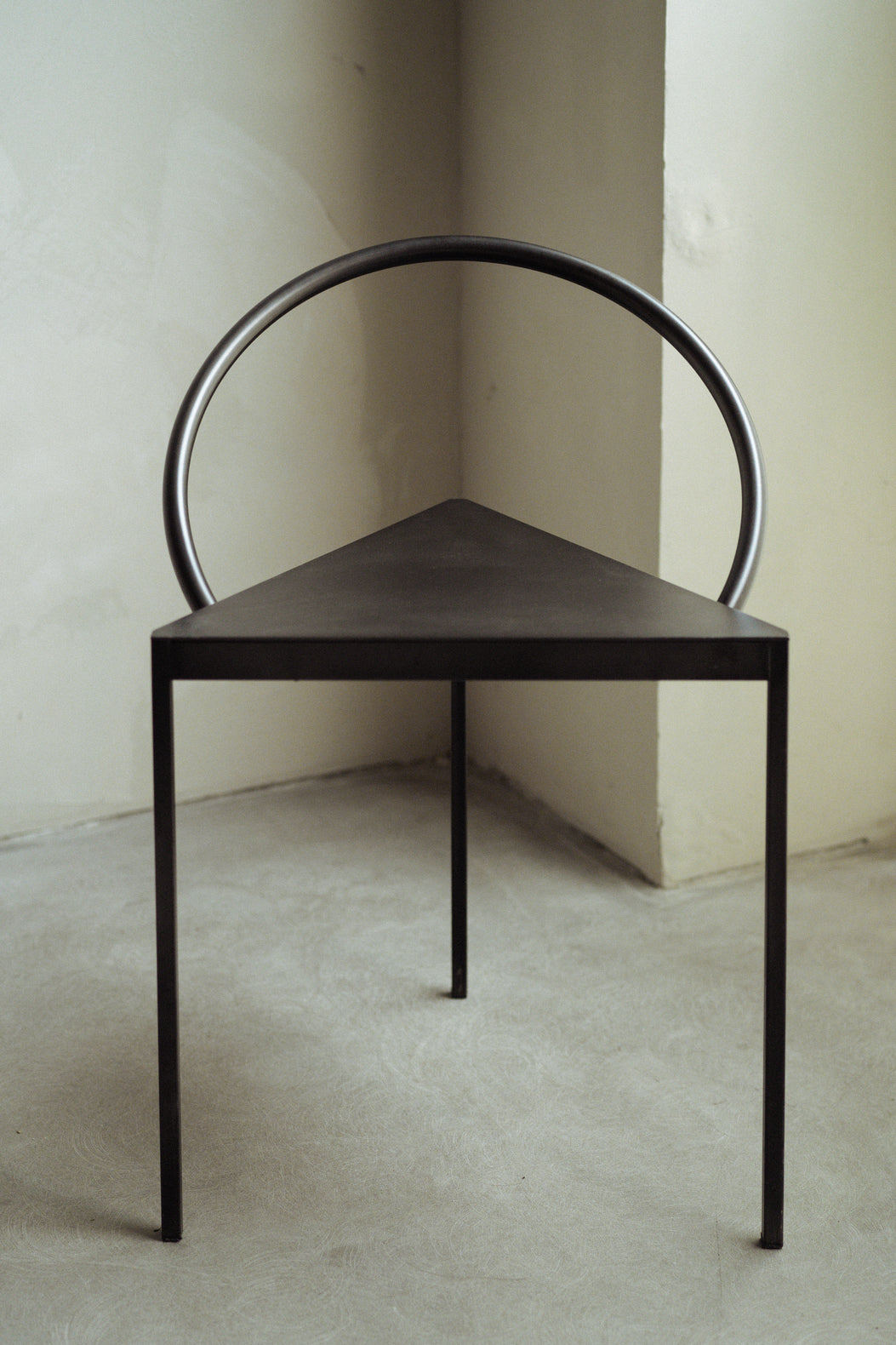 Triangolo Chair | Black