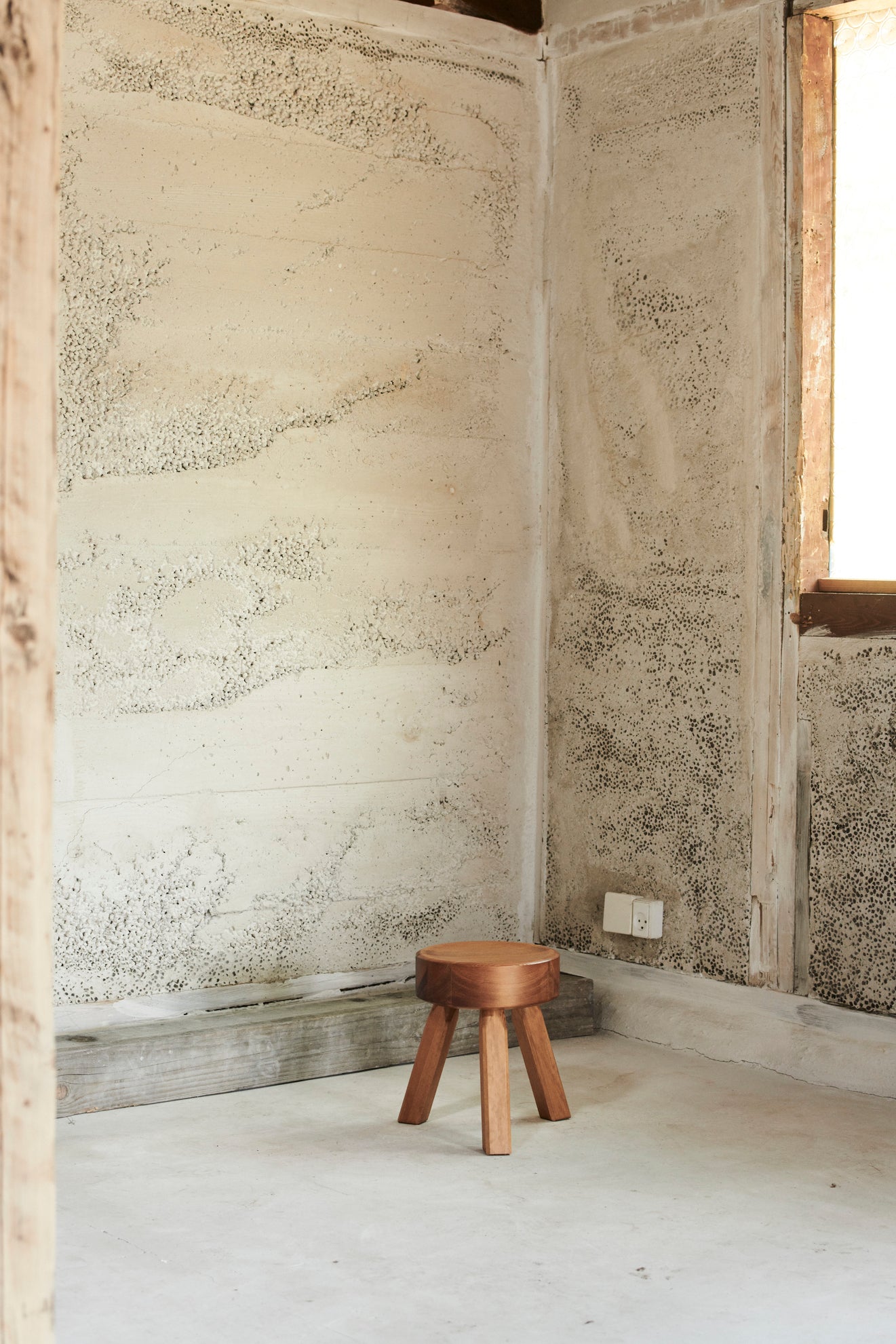 AML Stool | Pine - FORSYTH