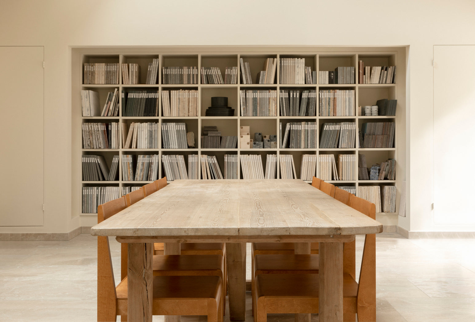 Chair 01 | Warm Brown Birch