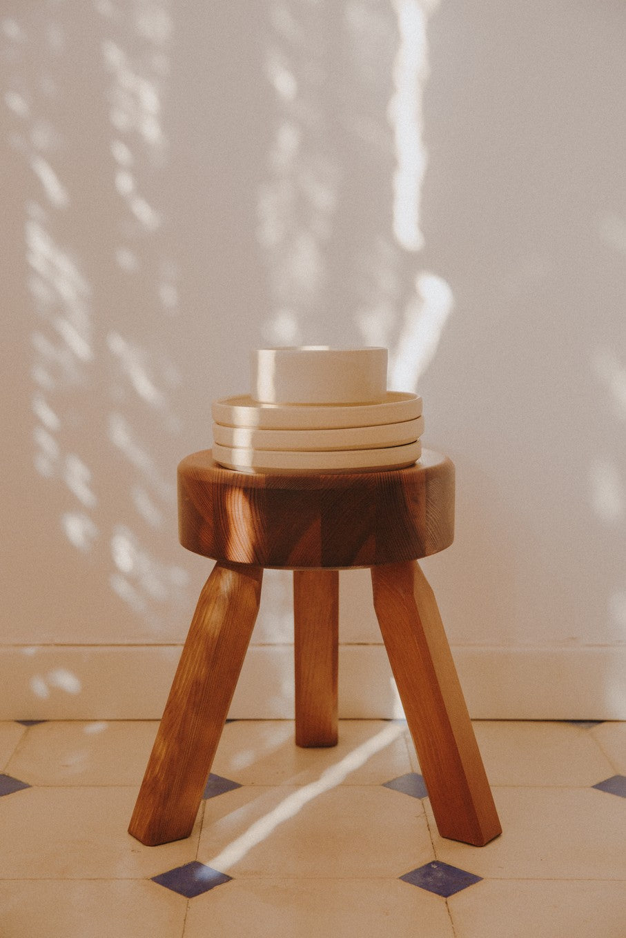 AML Stool | Pine - FORSYTH