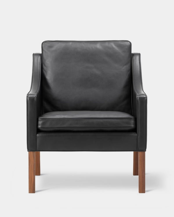 Mogensen 2207 Club Chair | Black Leather and Oiled Walnut