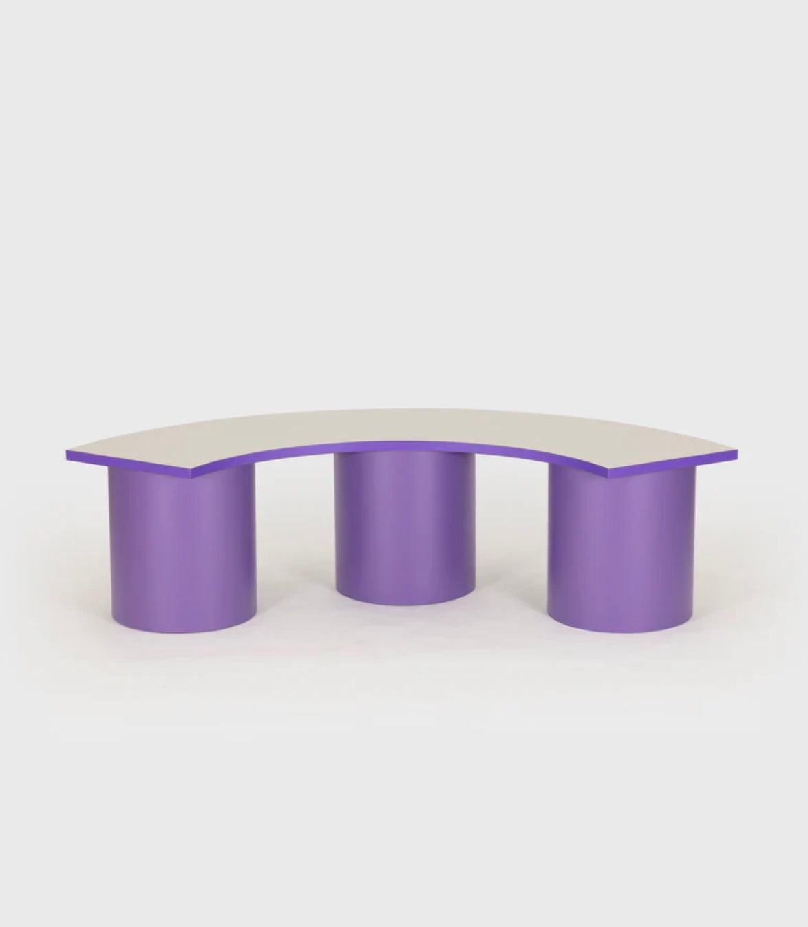 Slon Bench, Round