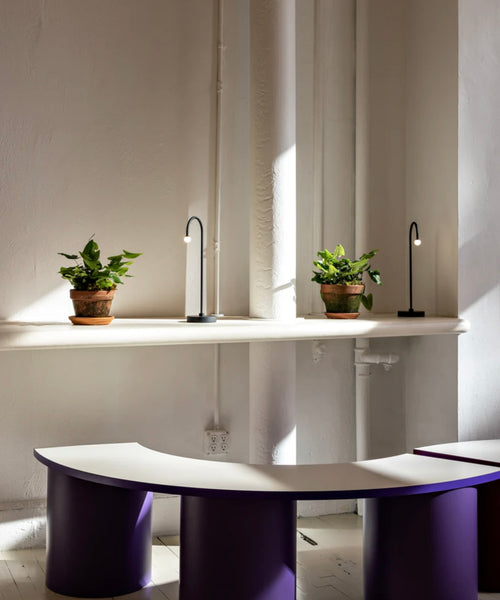 Slon Bench, Round