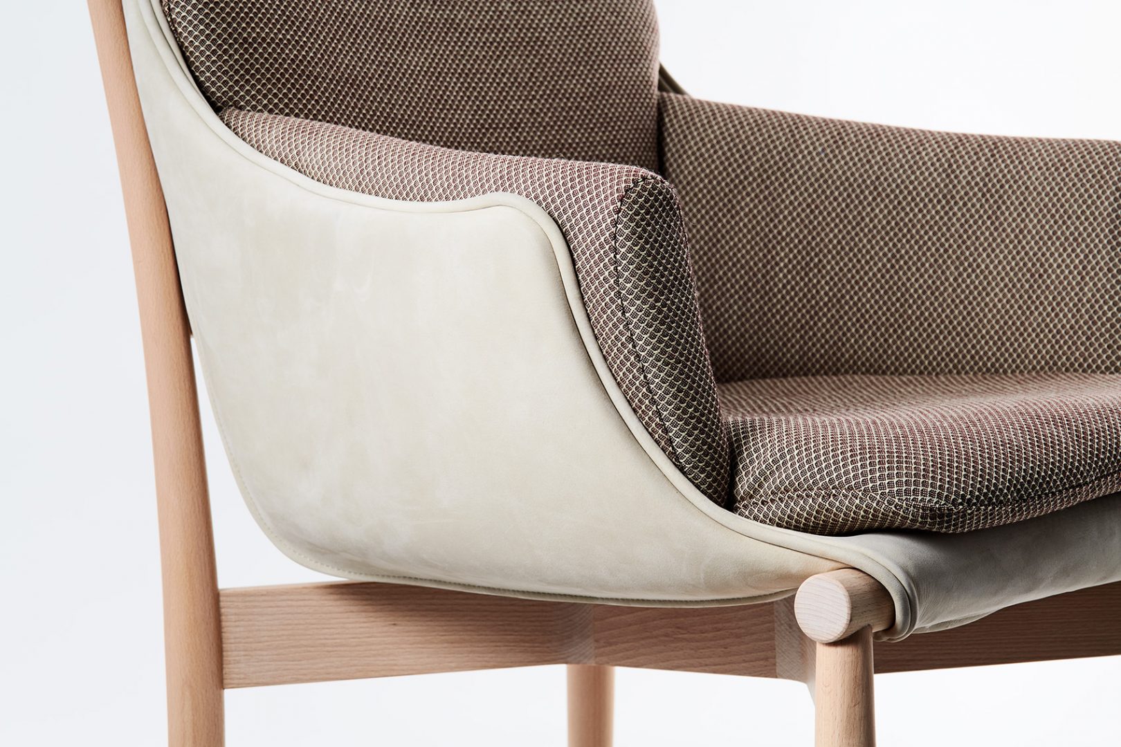 Viva Armchair
